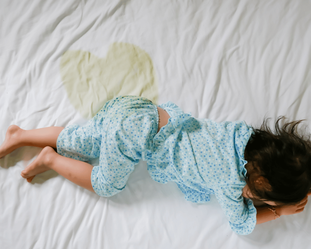 Bau Ompol Membandel? Begini Cara Hilangkan Bau di Kasur!