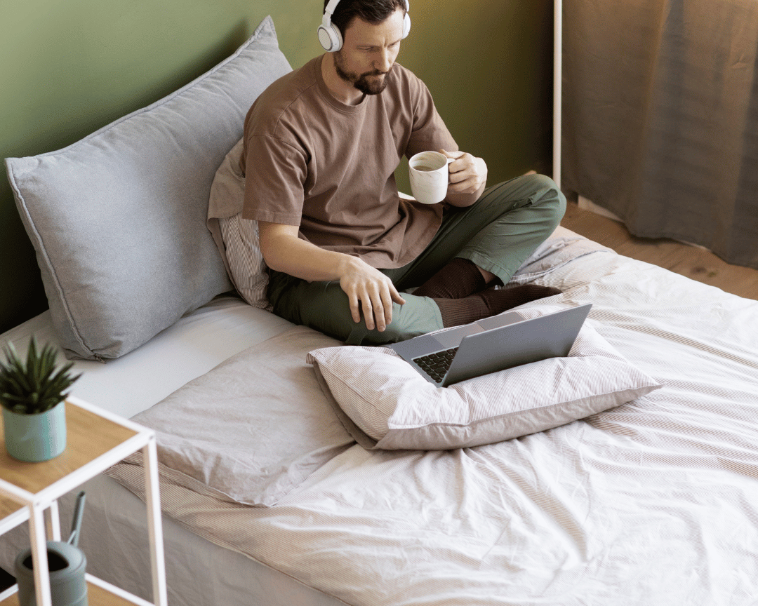 Ide Kamar Tidur 2x2 untuk Pria, Simple & Keren!